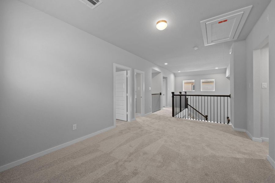 Spacious, unfurnished interior of a new home in Beacon Hill, Waller (Image 13). Spacious, unfurnished interior of a new home in Beacon Hill, Waller (Image 13).