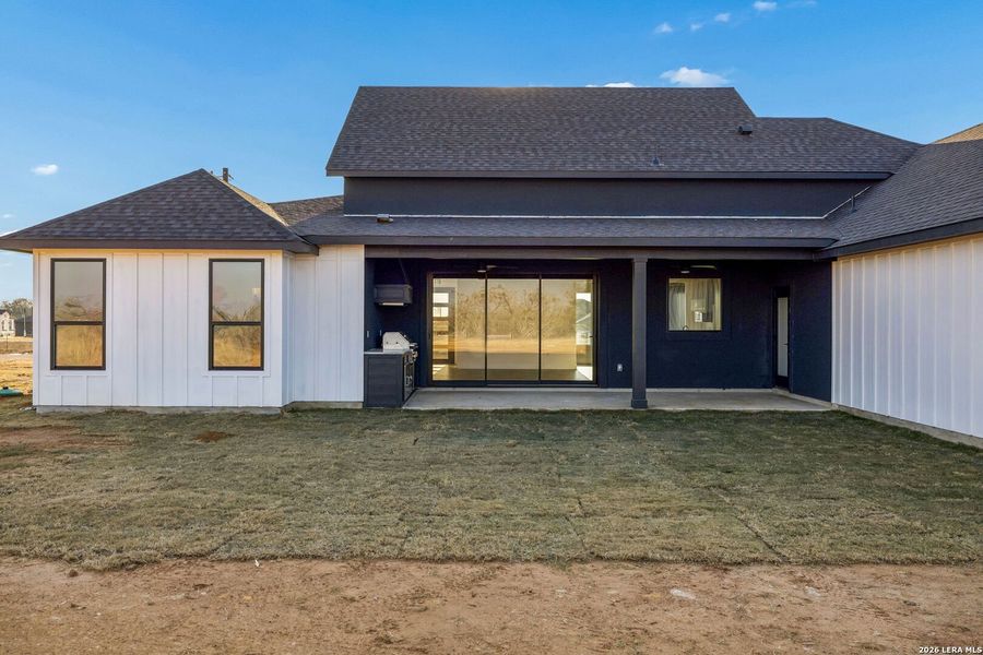 Exterior details and patio area of a home in , Floresville (Image 24).