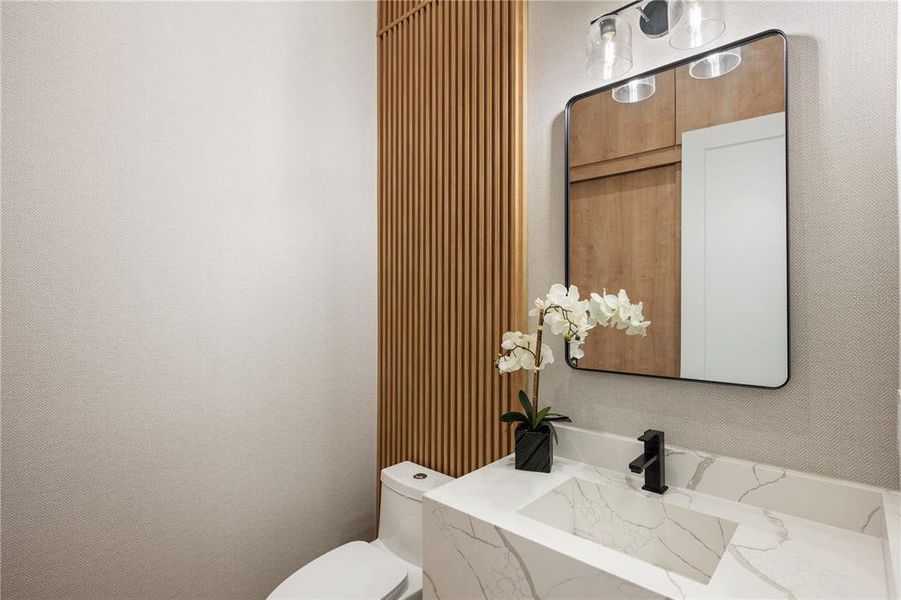 Furnished interior view inside a new home in , Windermere (Image 16).
