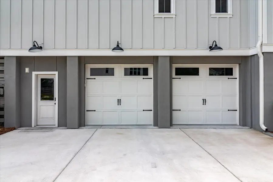 Exterior details and patio area of a home in , Mount Pleasant (Image 3).