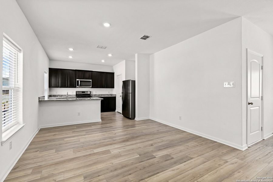 Image 13 of a home in Luckey Ranch. Image 13 of a home in Luckey Ranch.
