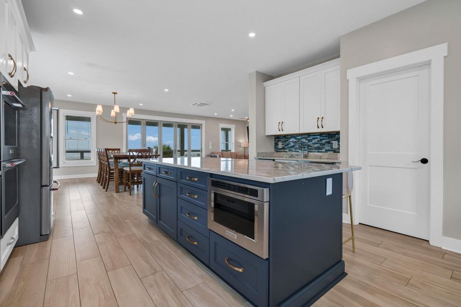 Furnished interior view inside a new home in , Edisto Island (Image 48).