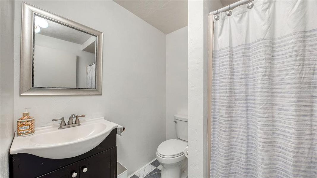 Furnished interior view inside a new home in , Sarasota (Image 37).