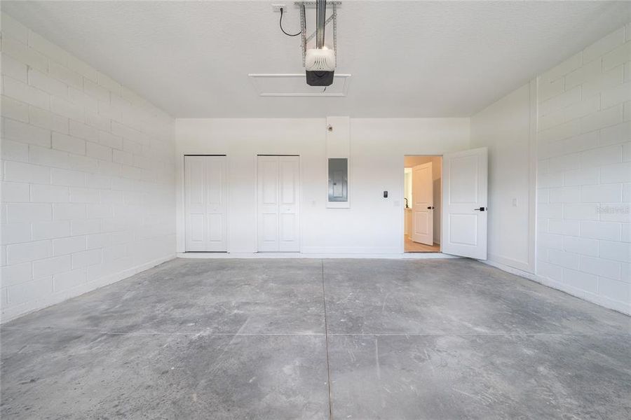Spacious, unfurnished interior of a new home in , North Port (Image 42).