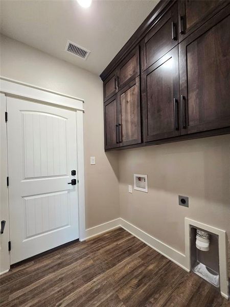 Image 37 of a home in . Image 37 of a home in .