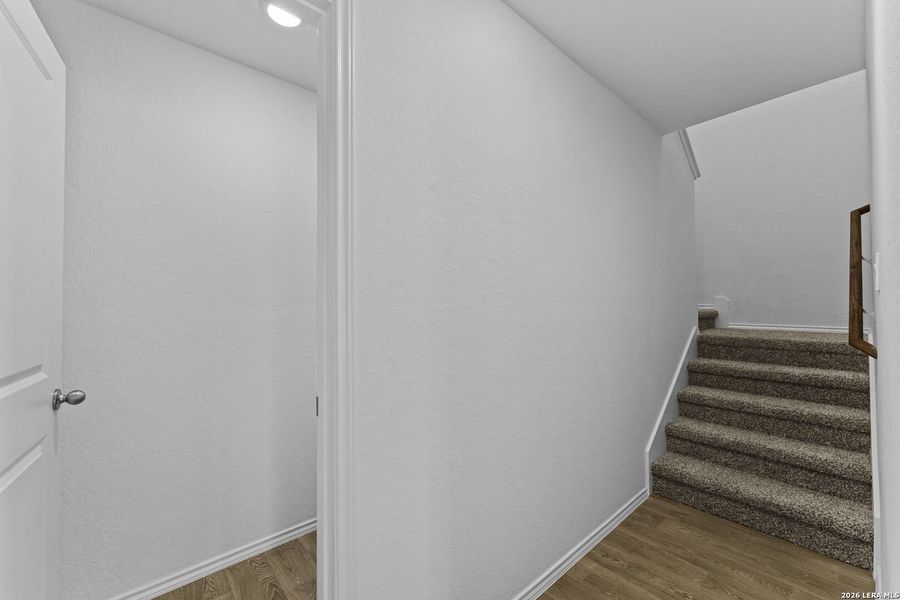 Spacious, unfurnished interior of a new home in Blue Ridge Ranch, San Antonio (Image 16). Spacious, unfurnished interior of a new home in Blue Ridge Ranch, San Antonio (Image 16).