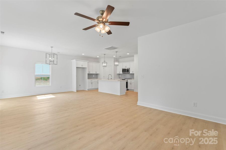 Spacious, unfurnished interior of a new home in , Kannapolis (Image 15).