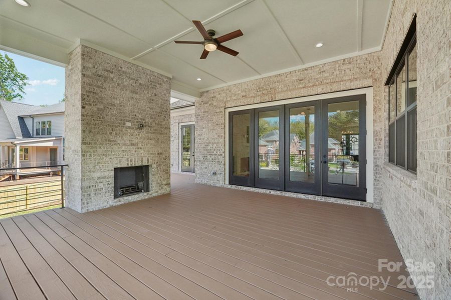 Image 44 of a home in .