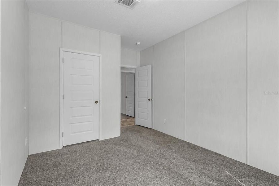 Spacious, unfurnished interior of a new home in , Bunnell (Image 16).