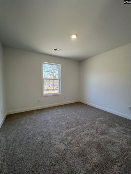 Spacious, unfurnished interior of a new home in Beach Forest, Sumter (Image 14).