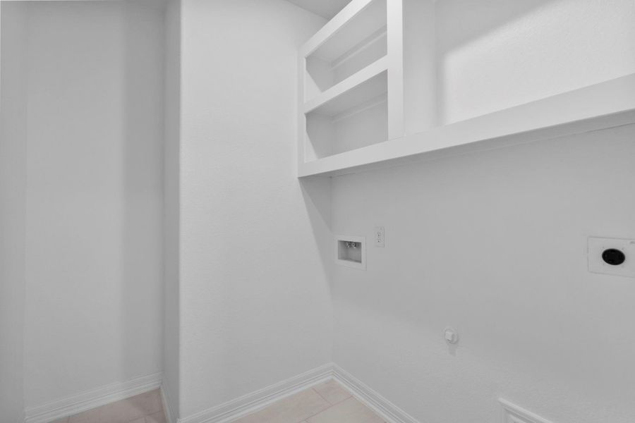 Spacious, unfurnished interior of a new home in The Meadows at Imperial Oaks, Conroe (Image 13). Spacious, unfurnished interior of a new home in The Meadows at Imperial Oaks, Conroe (Image 13).