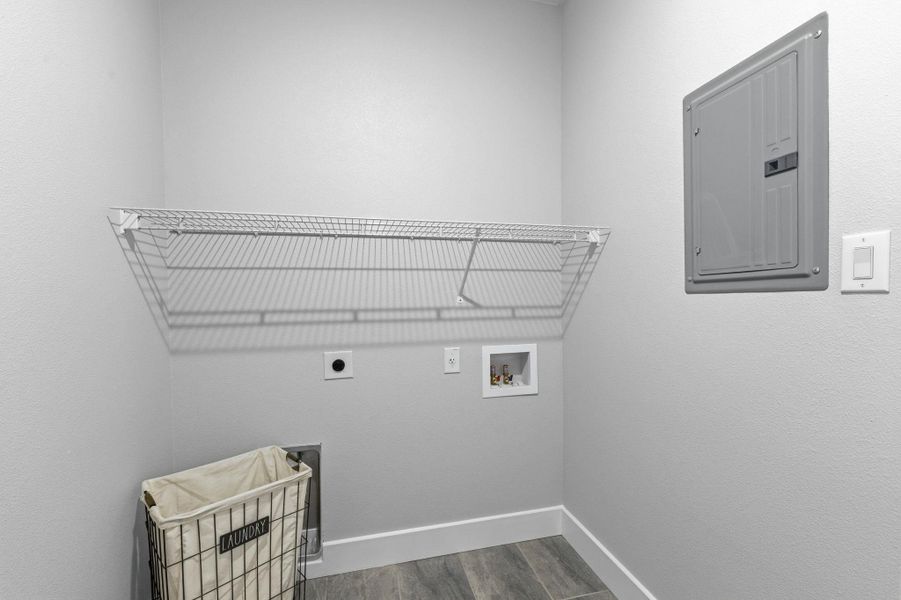 Spacious, unfurnished interior of a new home in Lonesome Dove, San Antonio (Image 24).