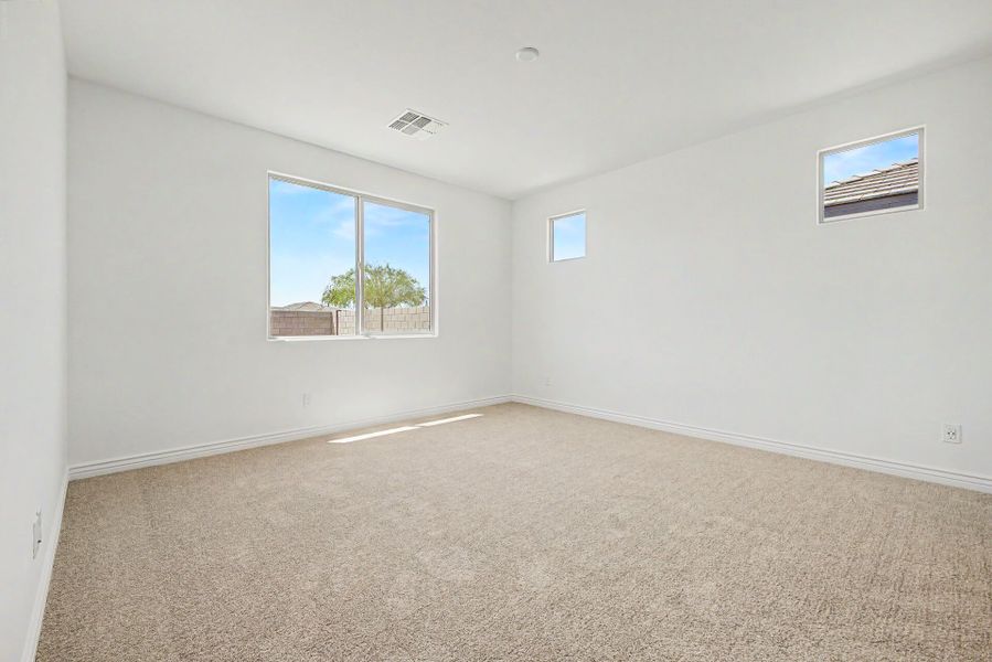 Spacious, unfurnished interior of a new home in Miravida, Surprise (Image 10).