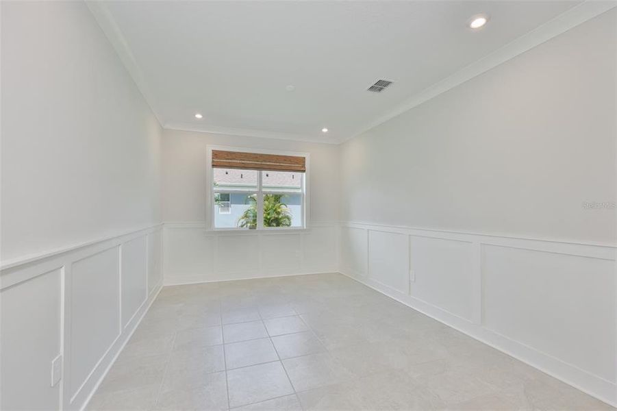Spacious, unfurnished interior of a new home in , Parrish (Image 30).
