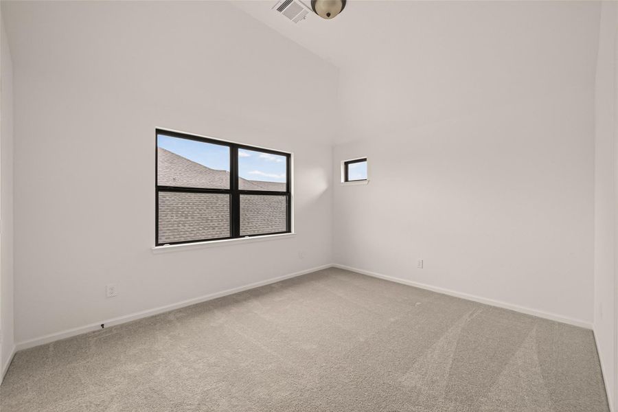 Spacious, unfurnished interior of a new home in , Brookshire (Image 39).