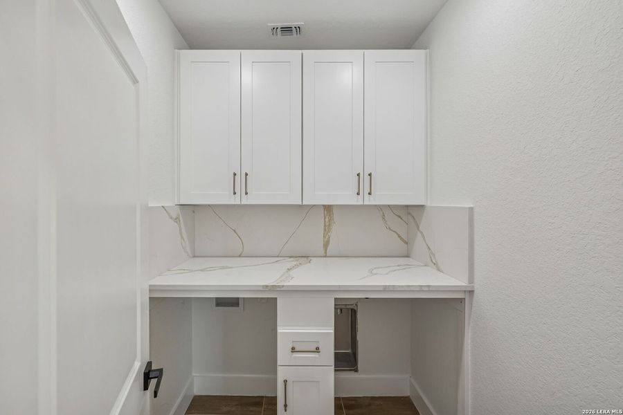 Image 35 of a home in .