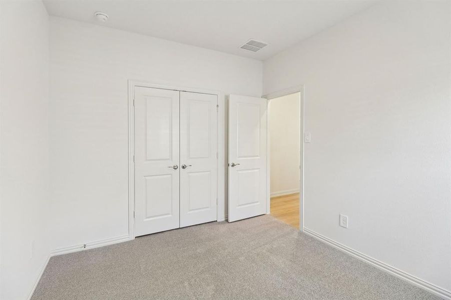 Spacious, unfurnished interior of a new home in Lakehaven - Spring Series, Farmersville (Image 22).