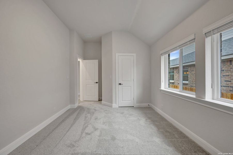 Spacious, unfurnished interior of a new home in Davis Ranch 50', San Antonio (Image 25).