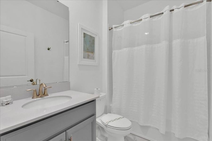 Furnished interior view inside a new home in , Davenport (Image 9).