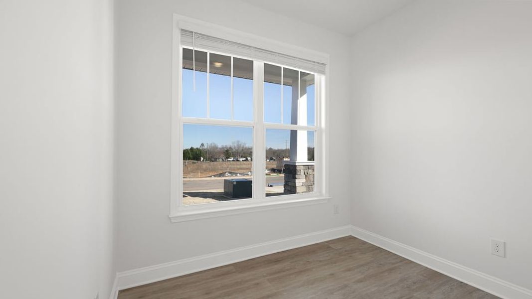 Spacious, unfurnished interior of a new home in Edgewood Estates, Greenville (Image 14).
