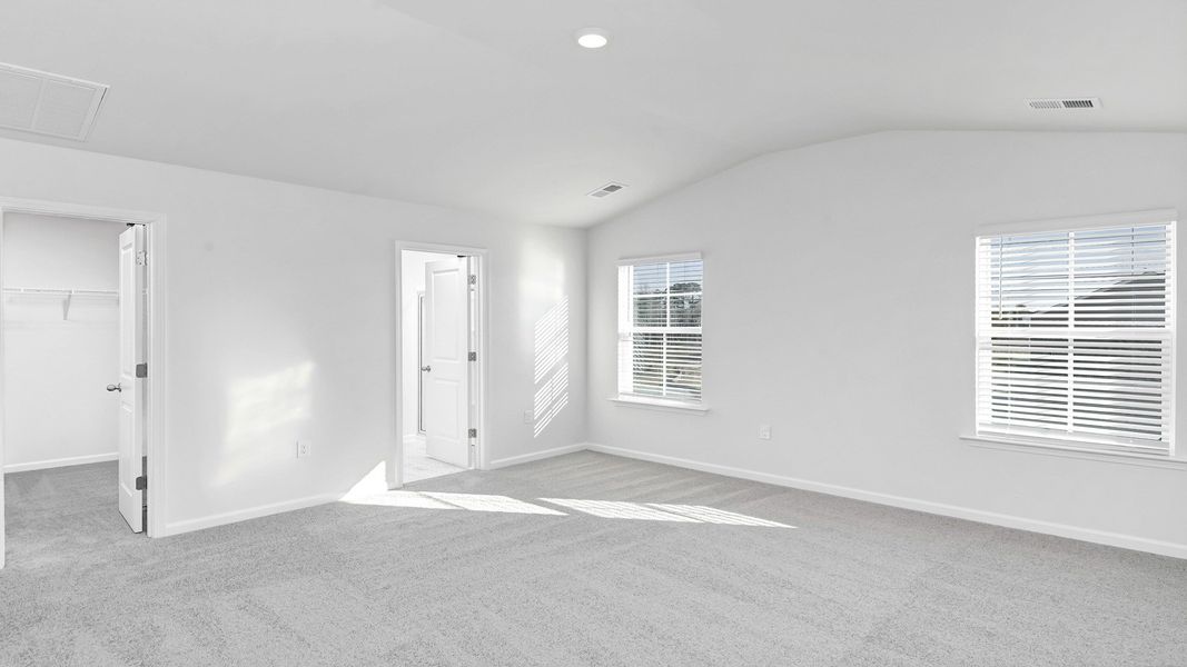 Spacious, unfurnished interior of a new home in Hunter's Branch, Hopkins (Image 17).