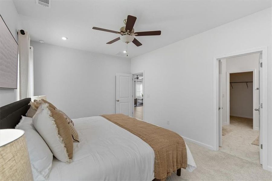 Furnished interior view inside a new home in Meadow Pines, Dallas (Image 9). Furnished interior view inside a new home in Meadow Pines, Dallas (Image 9).