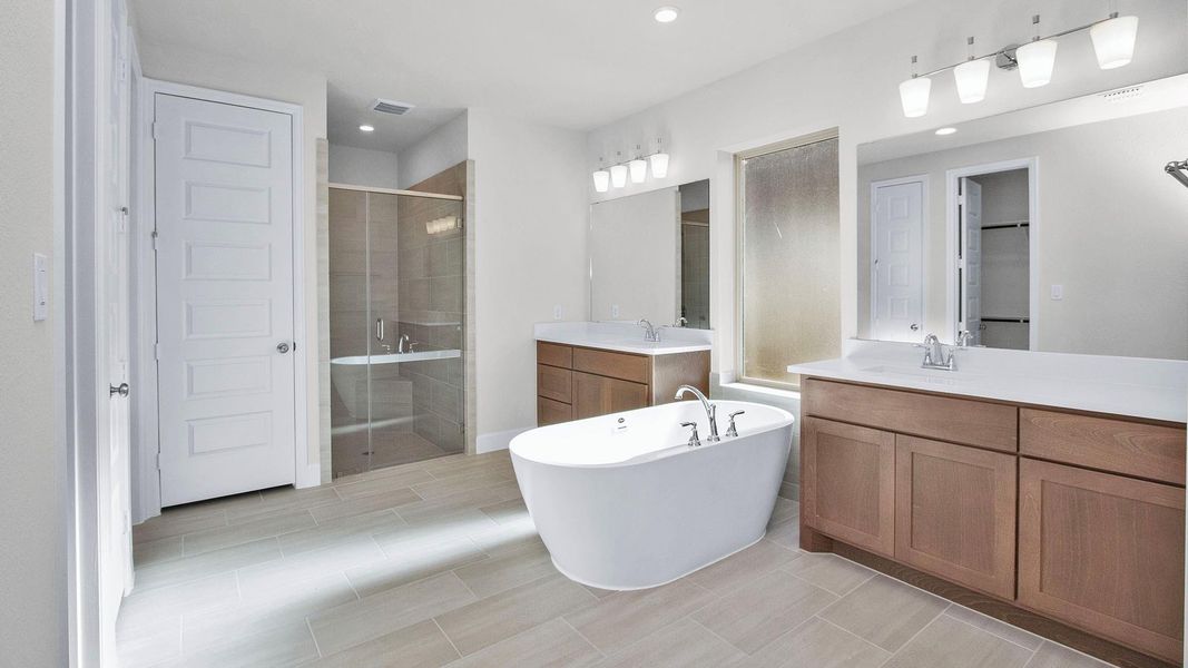 Furnished interior view inside a new home in Riceland, Mont Belvieu (Image 7).