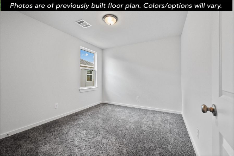 Spacious, unfurnished interior of a new home in Grand Oaks Reserve, Cleveland (Image 11).