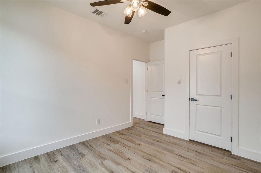 Spacious, unfurnished interior of a new home in , Fort Worth (Image 35). Spacious, unfurnished interior of a new home in , Fort Worth (Image 35).