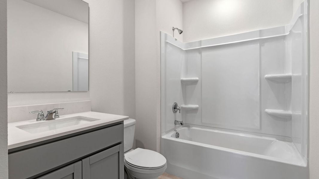 Furnished interior view inside a new home in Hamilton Bluff, Lake Hamilton (Image 8).