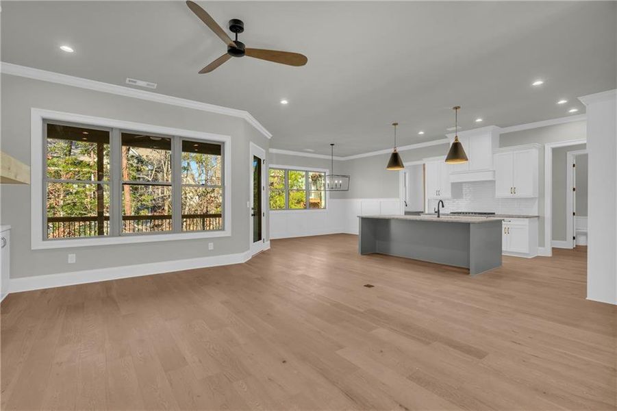 Spacious, unfurnished interior of a new home in , Gainesville (Image 36).