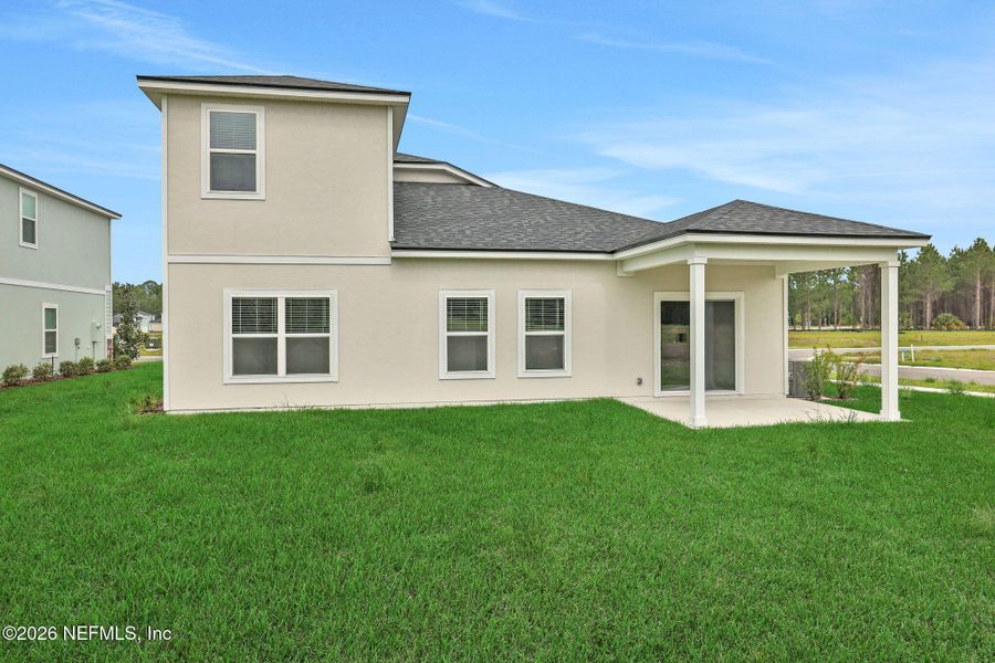 Exterior details and patio area of a home in Amberly, Green Cove Springs (Image 29).