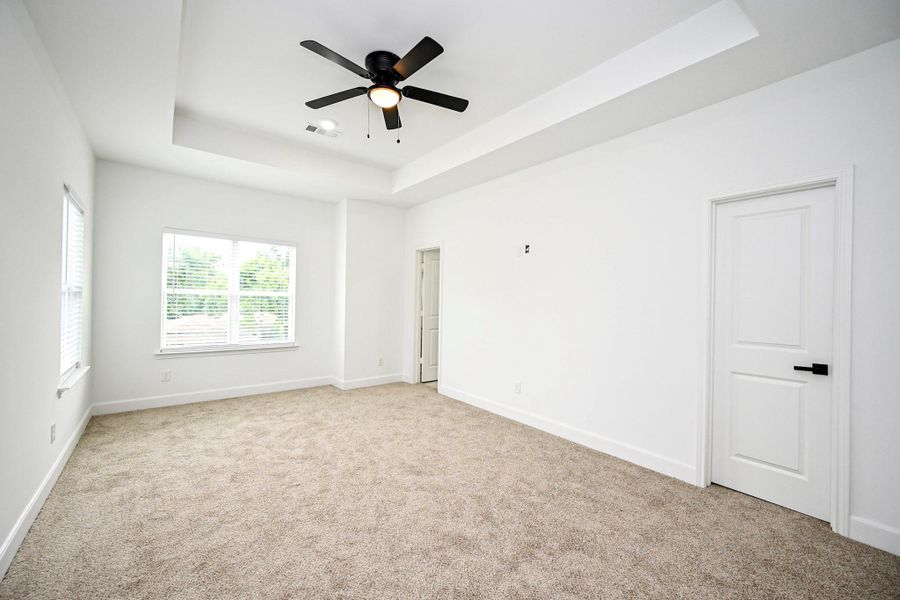 Image 9 of a home in . Image 9 of a home in .