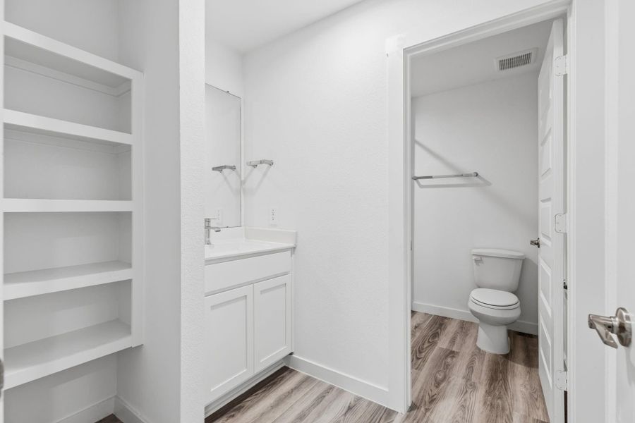 Furnished interior view inside a new home in , Fulshear (Image 9).