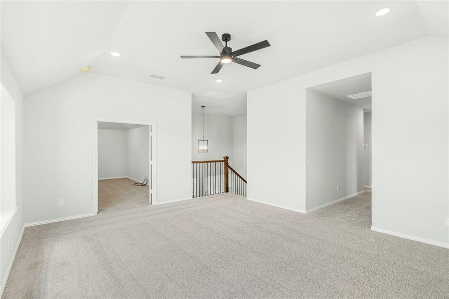 Spacious, unfurnished interior of a new home in Sable Creek, Sanger (Image 34). Spacious, unfurnished interior of a new home in Sable Creek, Sanger (Image 34).
