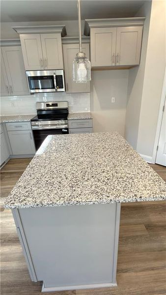 Close-up of interior finishes inside a home in Habersham Meadows, Demorest (Image 9).