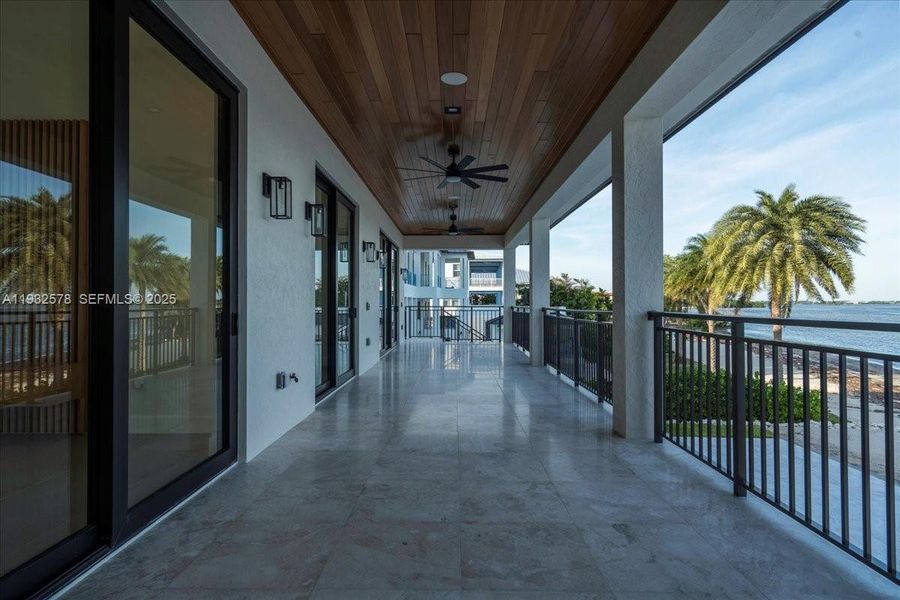 Exterior details and patio area of a home in , Marathon (Image 37).