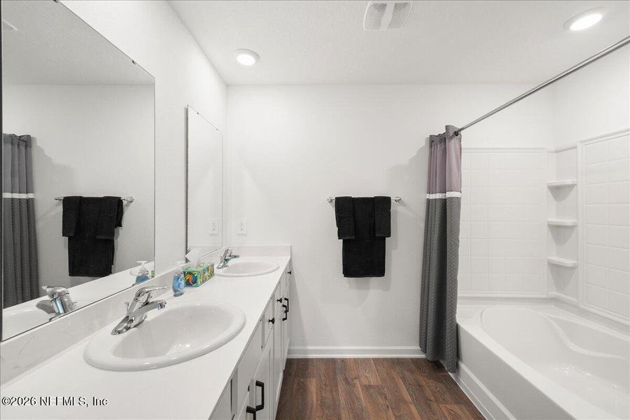 Furnished interior view inside a new home in , Green Cove Springs (Image 19).