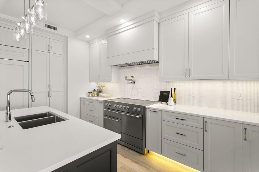 Furnished interior view inside a new home in , Tierra Verde (Image 16).