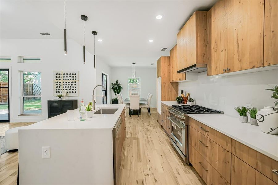Furnished interior view inside a new home in , Dallas (Image 11).