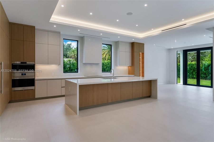 Furnished interior view inside a new home in , Pinecrest (Image 8).