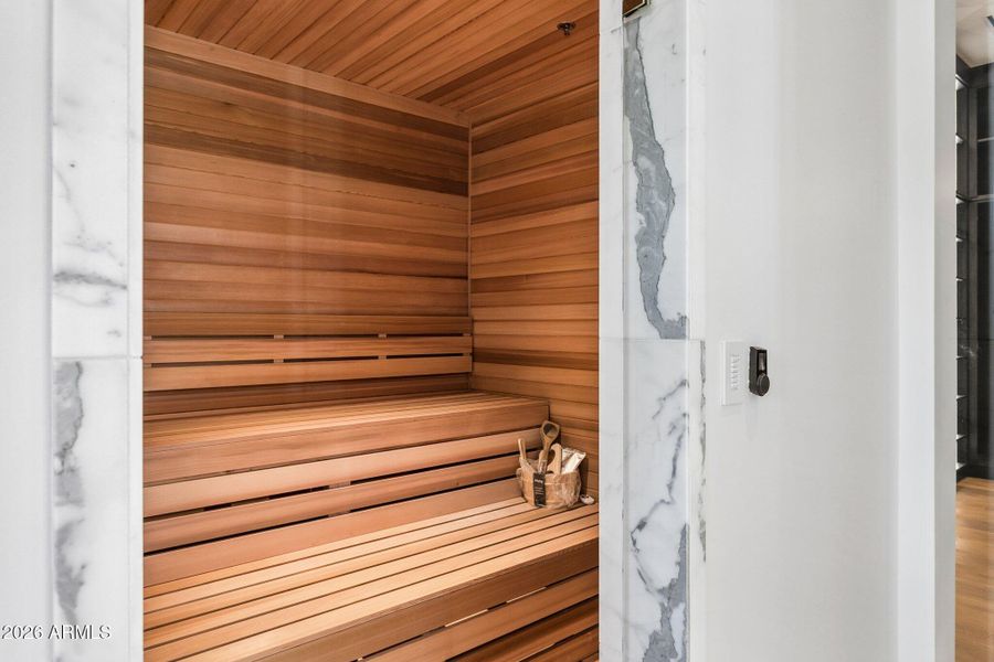 45-web-or-mls-6610-n-mountain-view-rd