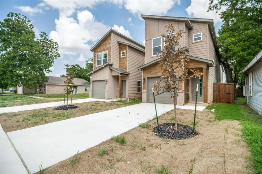 Front exterior of a new home in , Dallas, TX, highlighting curb appeal (Image 2). Front exterior of a new home in , Dallas, TX, highlighting curb appeal (Image 2).