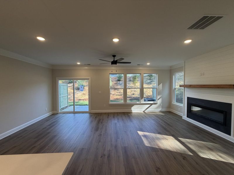 Spacious, unfurnished interior of a new home in Villas at Dawsonville Townhomes, Dawsonville (Image 10).