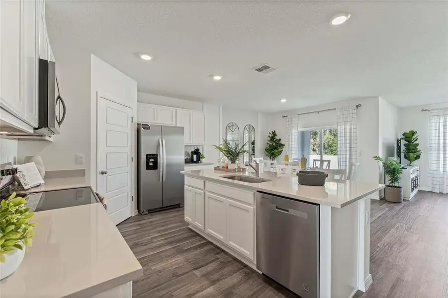 Furnished interior view inside a new home in , Lakeland (Image 9).