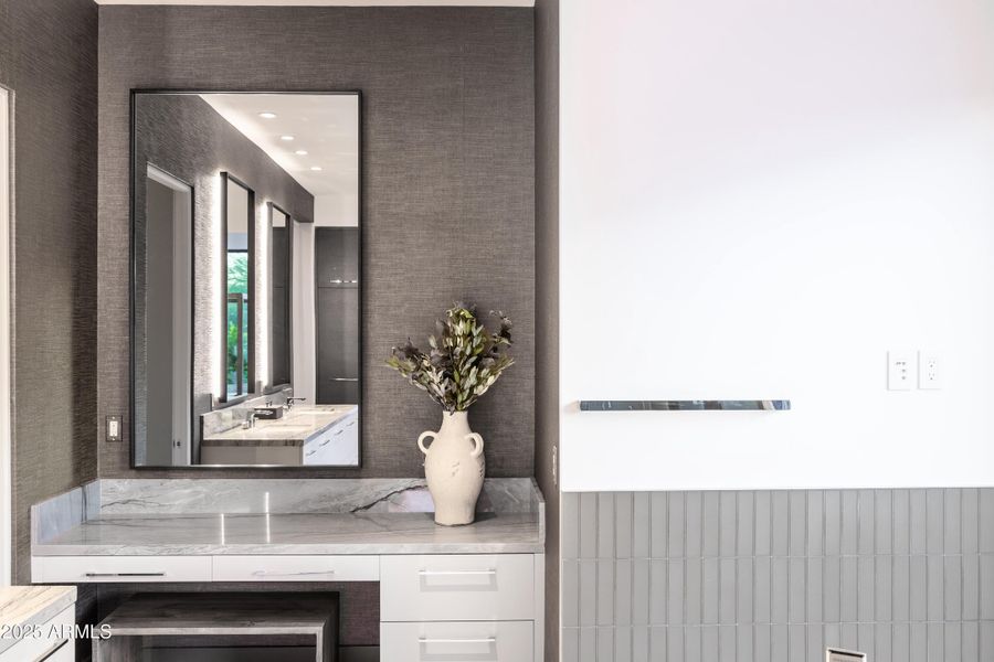 Azure_Lot25_QMI_Primary_Bathroom_Detail_