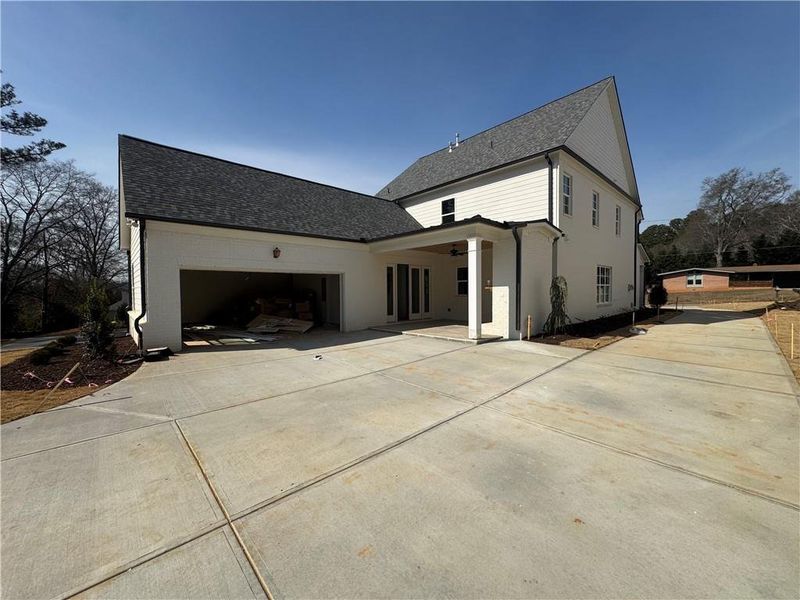 Image 11 of a home in . Image 11 of a home in .