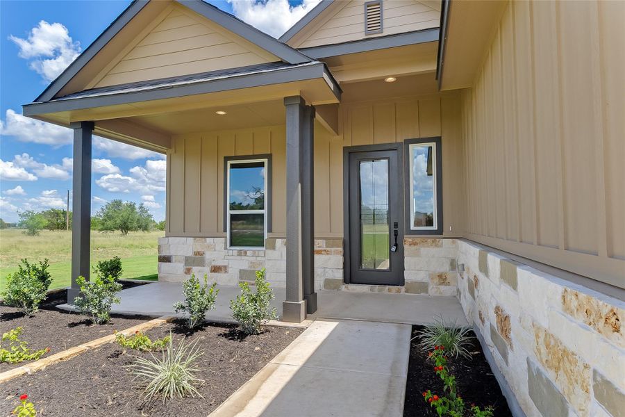 Exterior details and patio area of a home in , Bertram (Image 3).