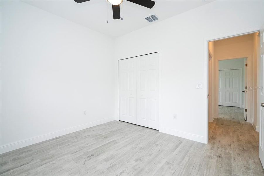Spacious, unfurnished interior of a new home in , Ocala (Image 61).