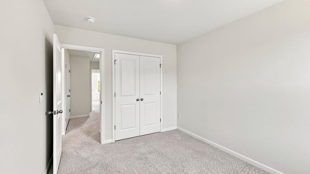Spacious, unfurnished interior of a new home in Baxter Village, Boiling Springs (Image 25).